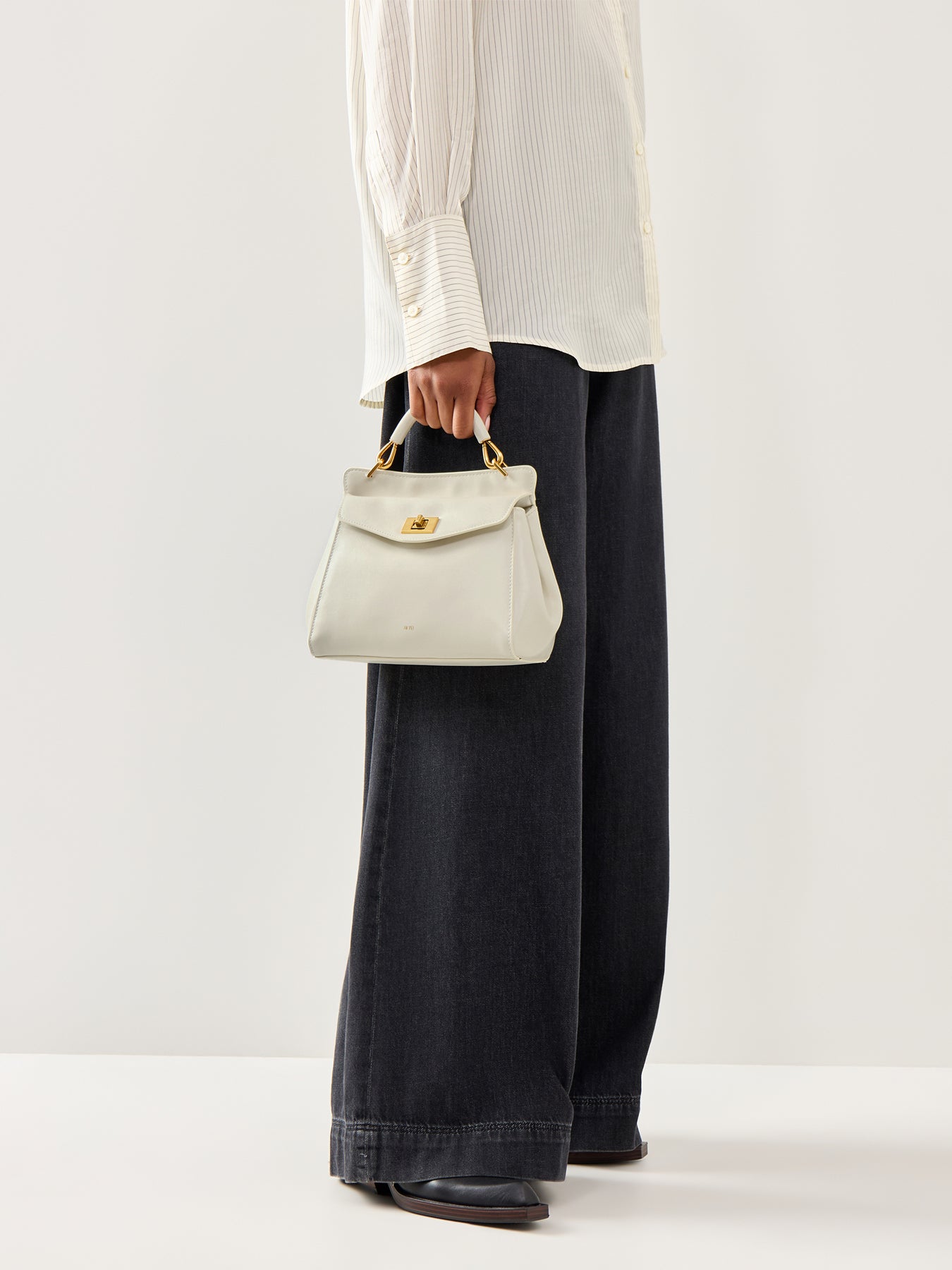 Lucia Classic Top Handbag White
