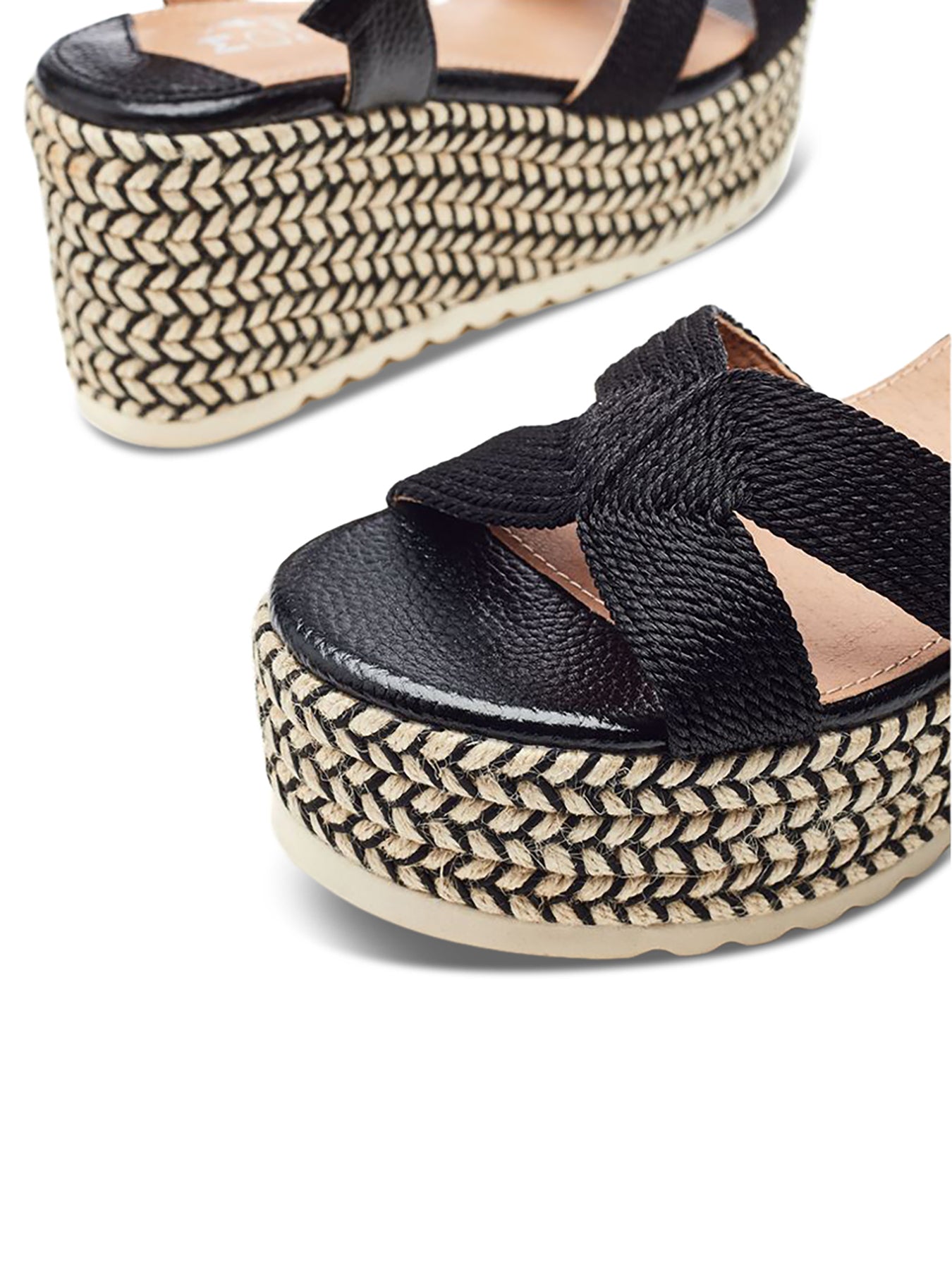 Piala Sandals Black