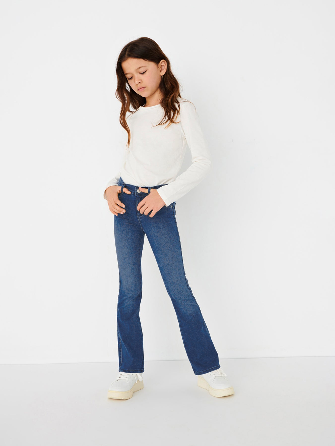 Royal Life Reg Flared Medium Blue Denim