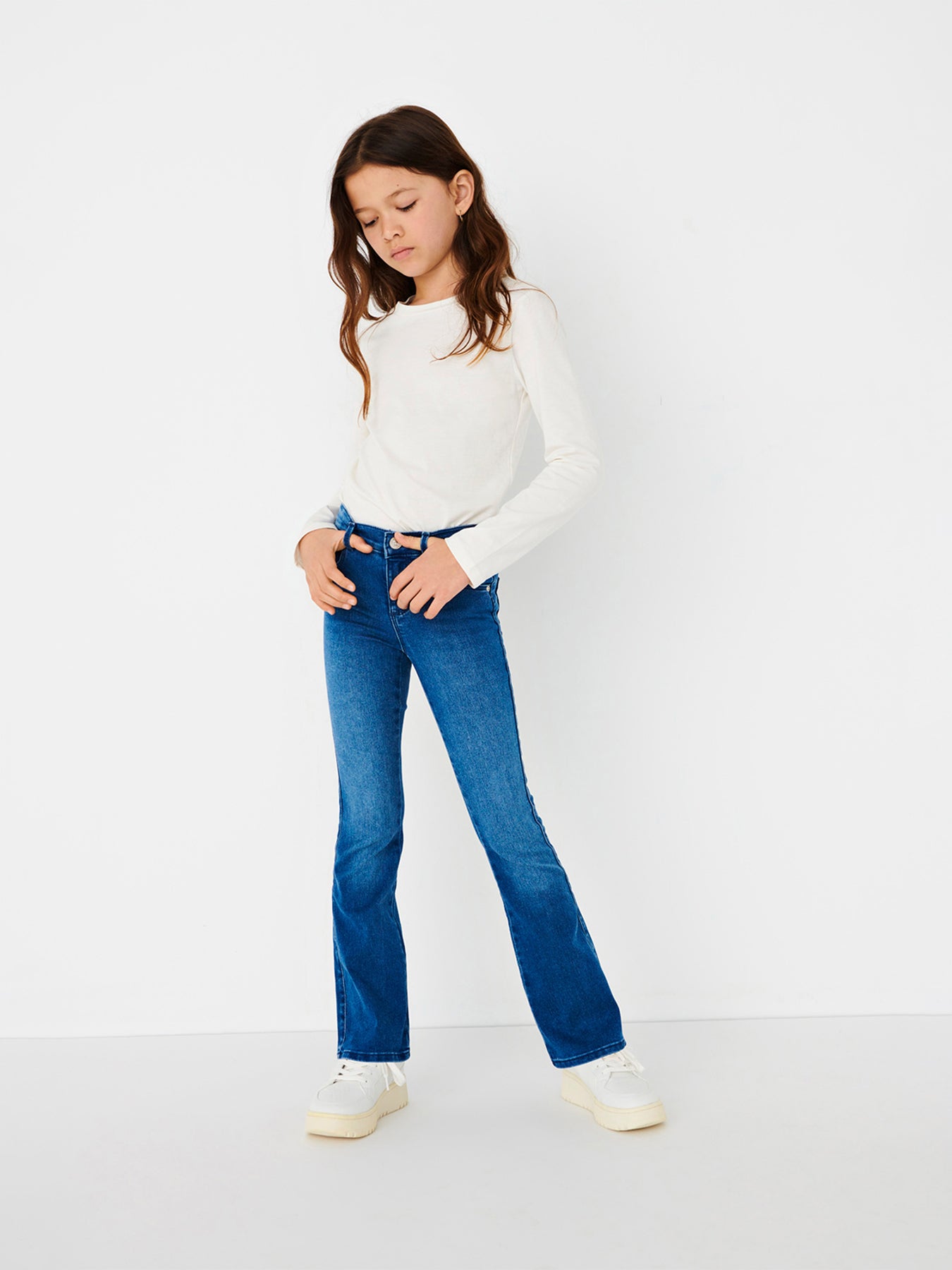 Royal Life Reg Flared Medium Blue Denim