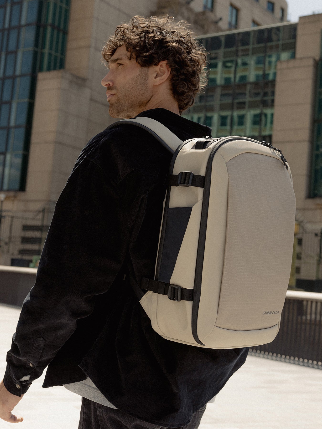 Hybrid 20L Backpack Sand