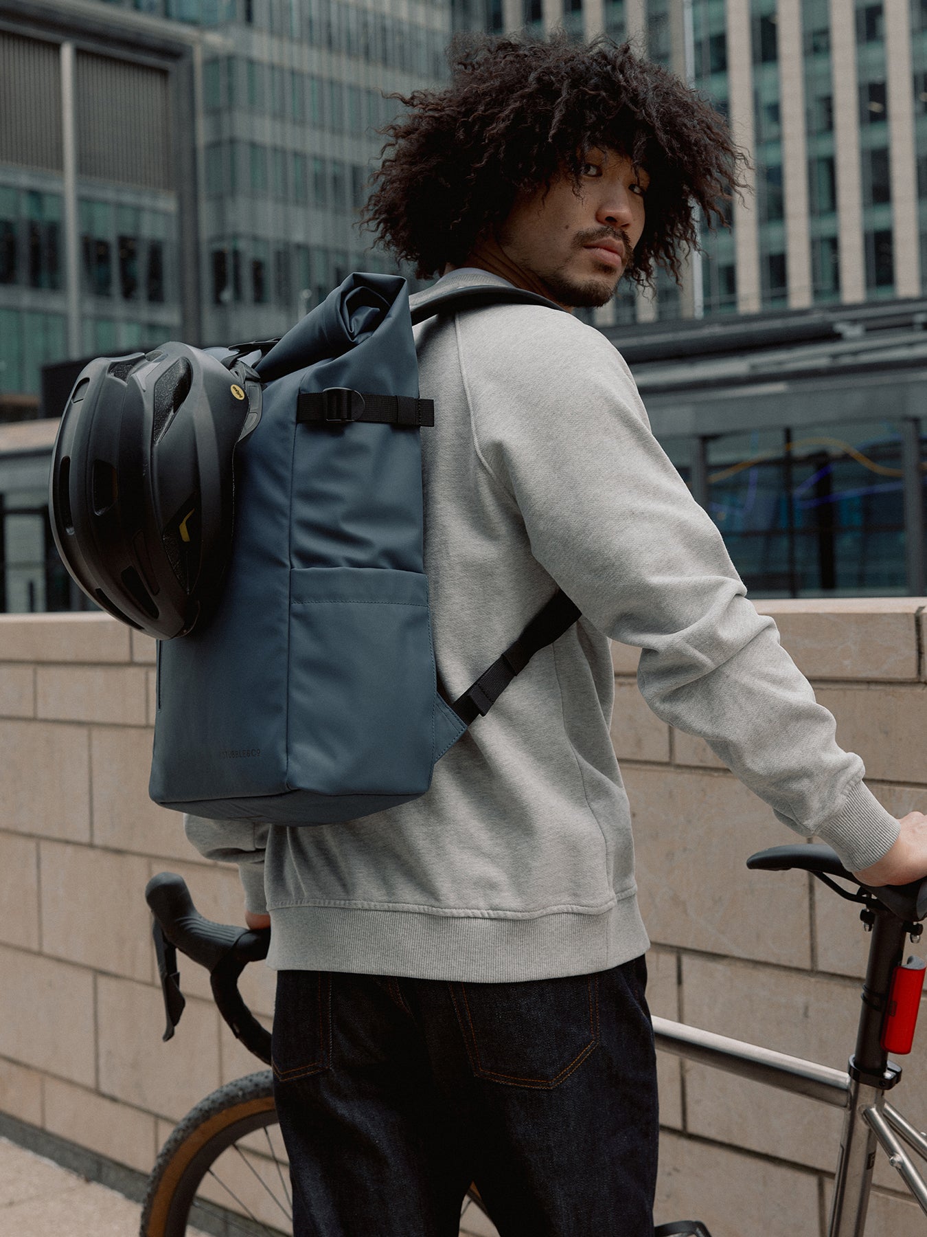 The Roll Top Backpack 20L Blue