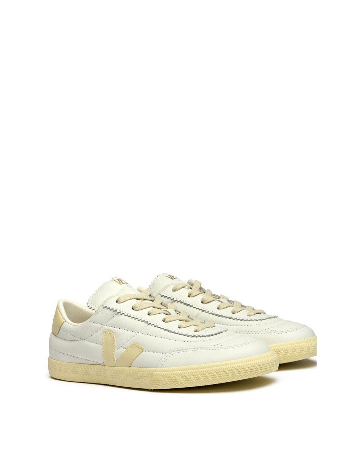 VEJA Panenka Trainers
