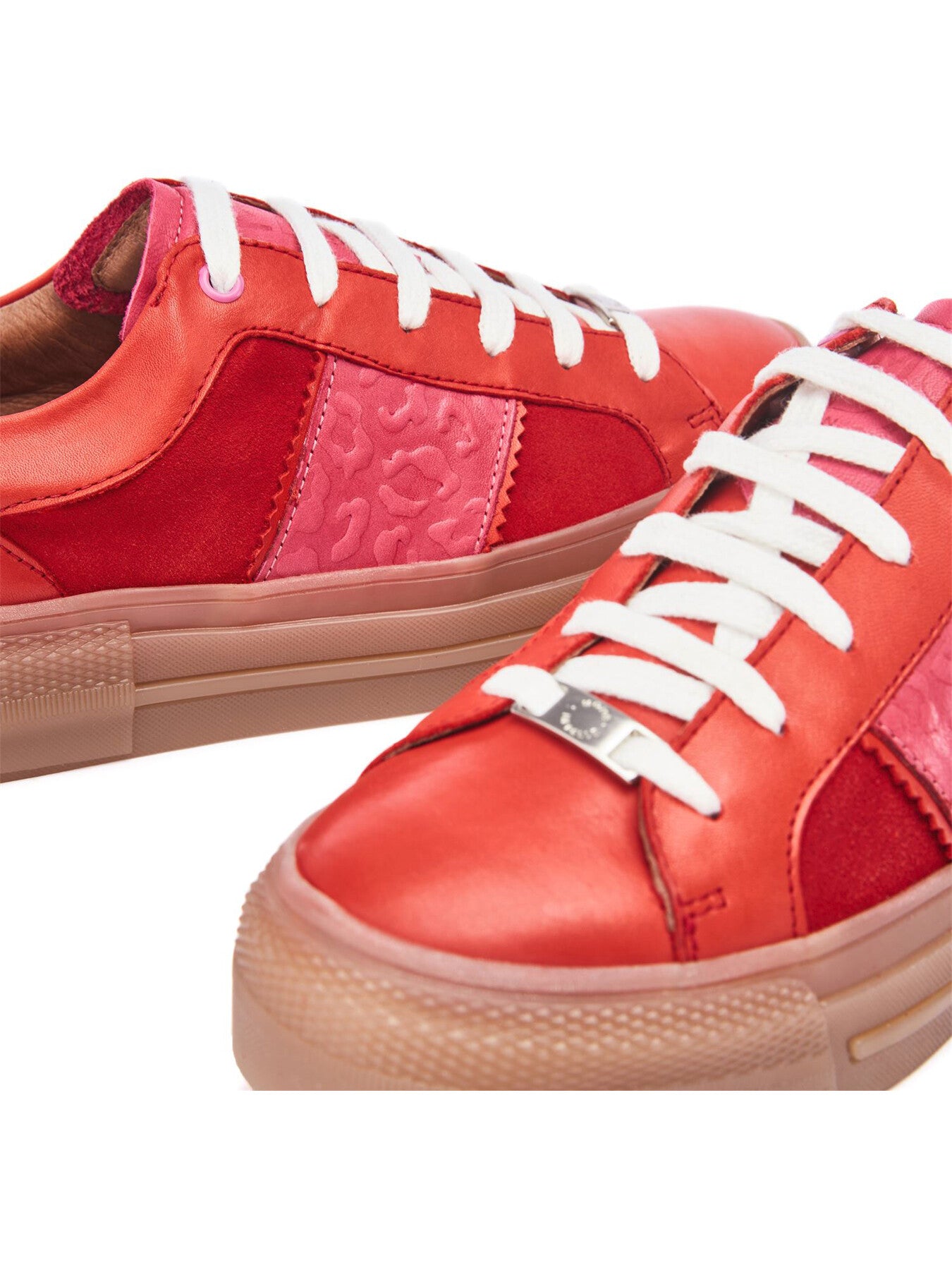 Amande Trainers