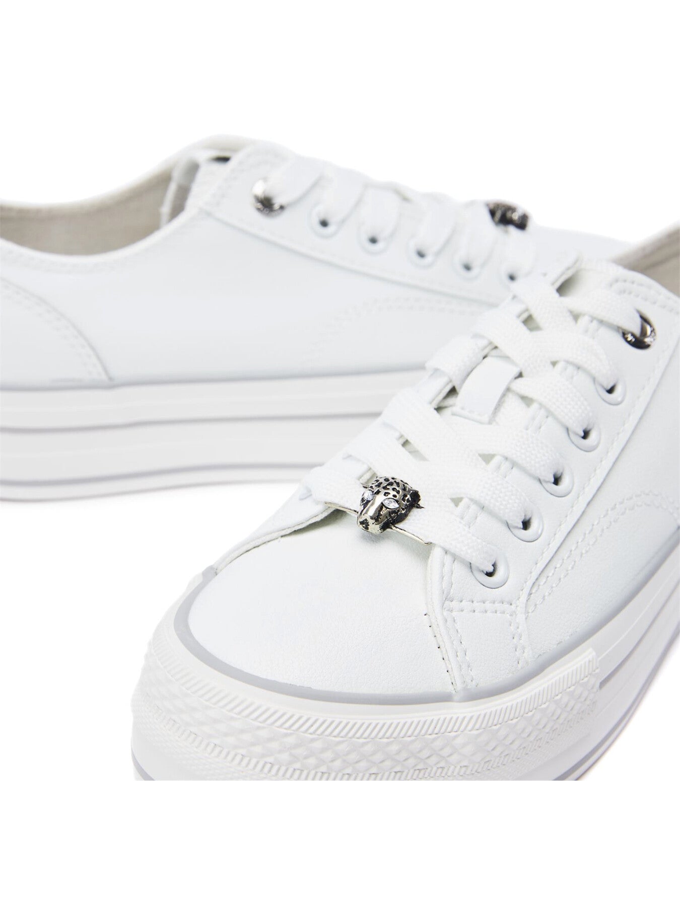 Bagnol Porvair Trainers