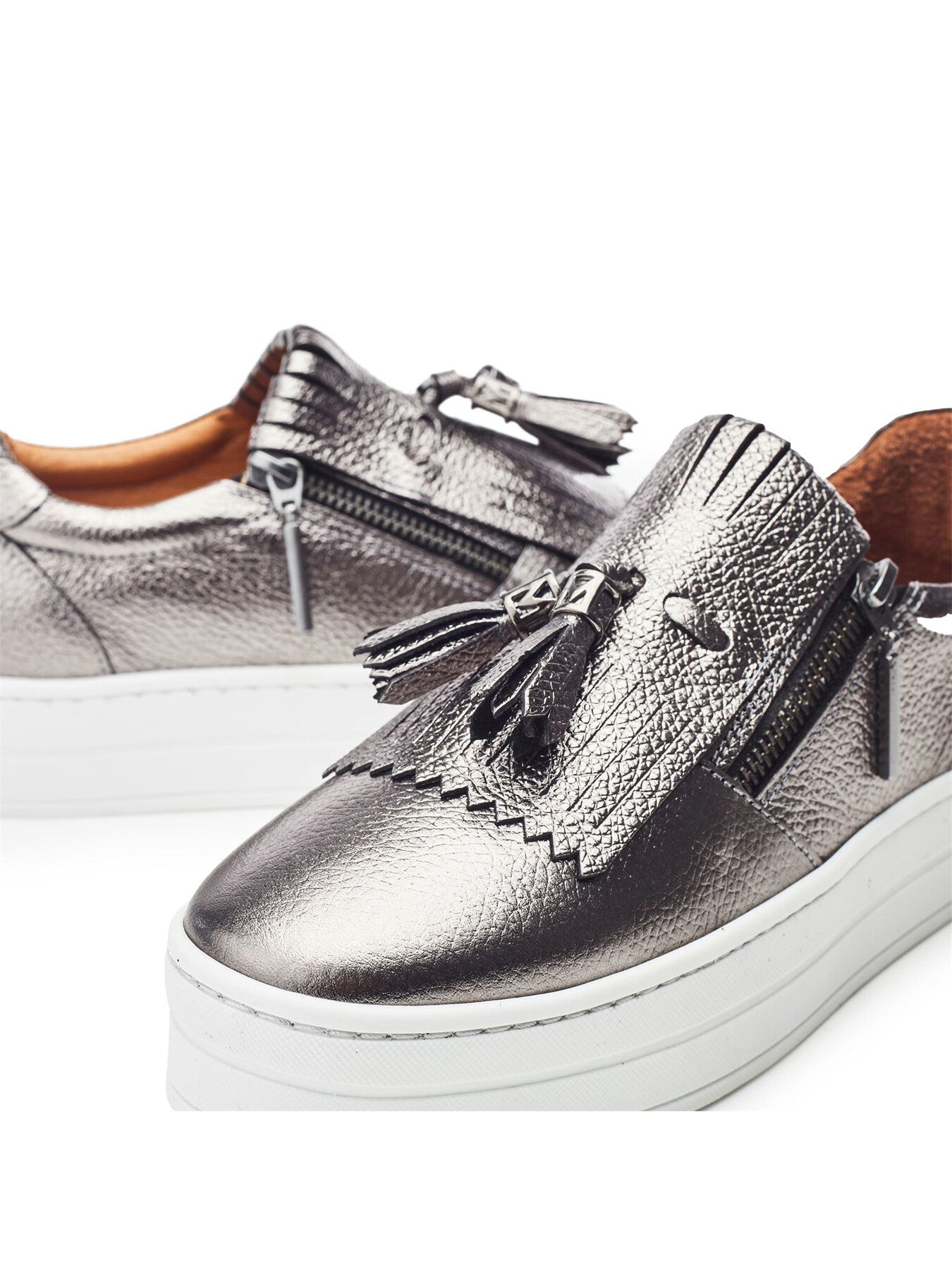 Bessans Leather Trainers