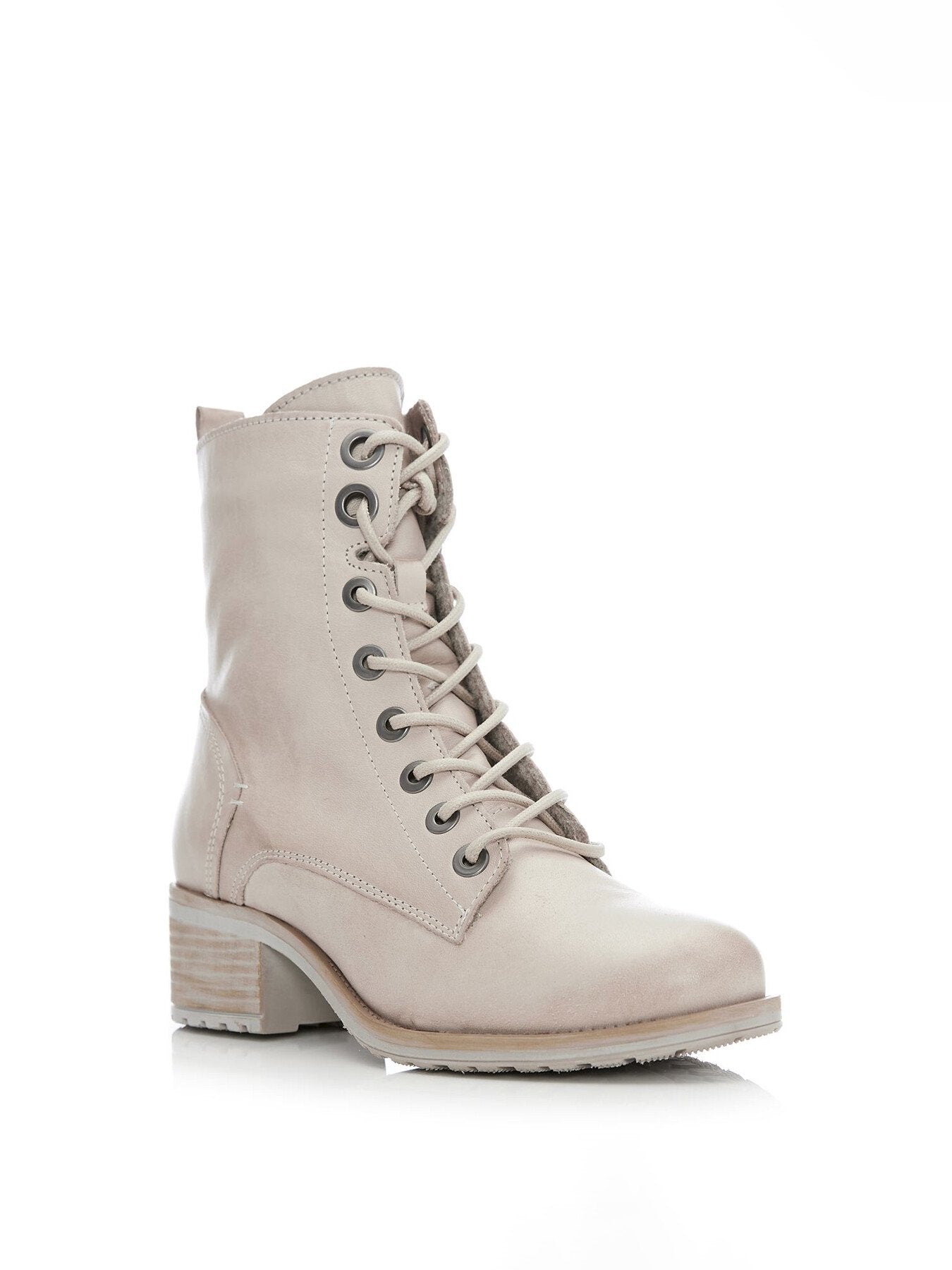 Bezzie Leather Boots