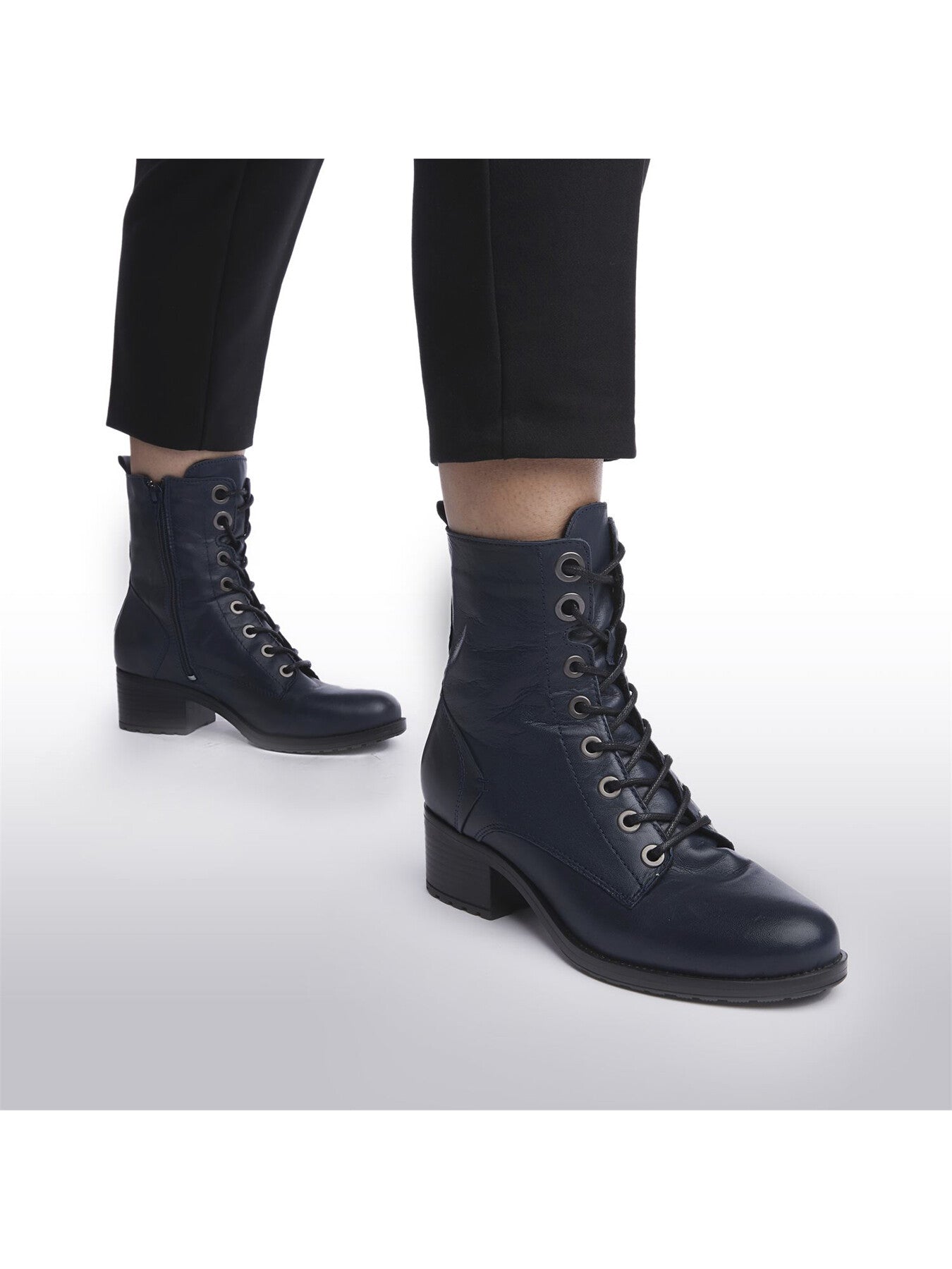 Bezzie Leather Boots