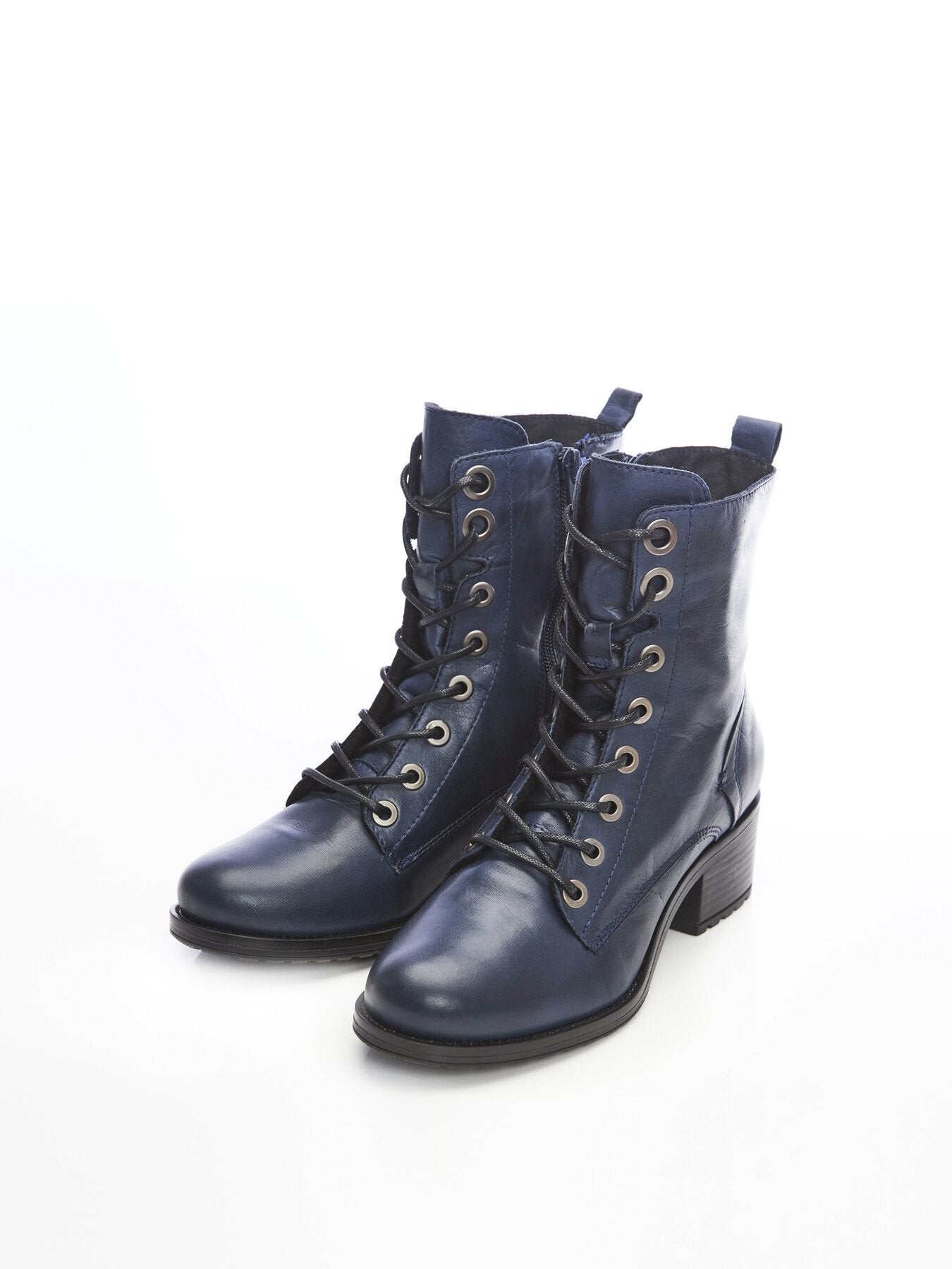 Bezzie Leather Boots