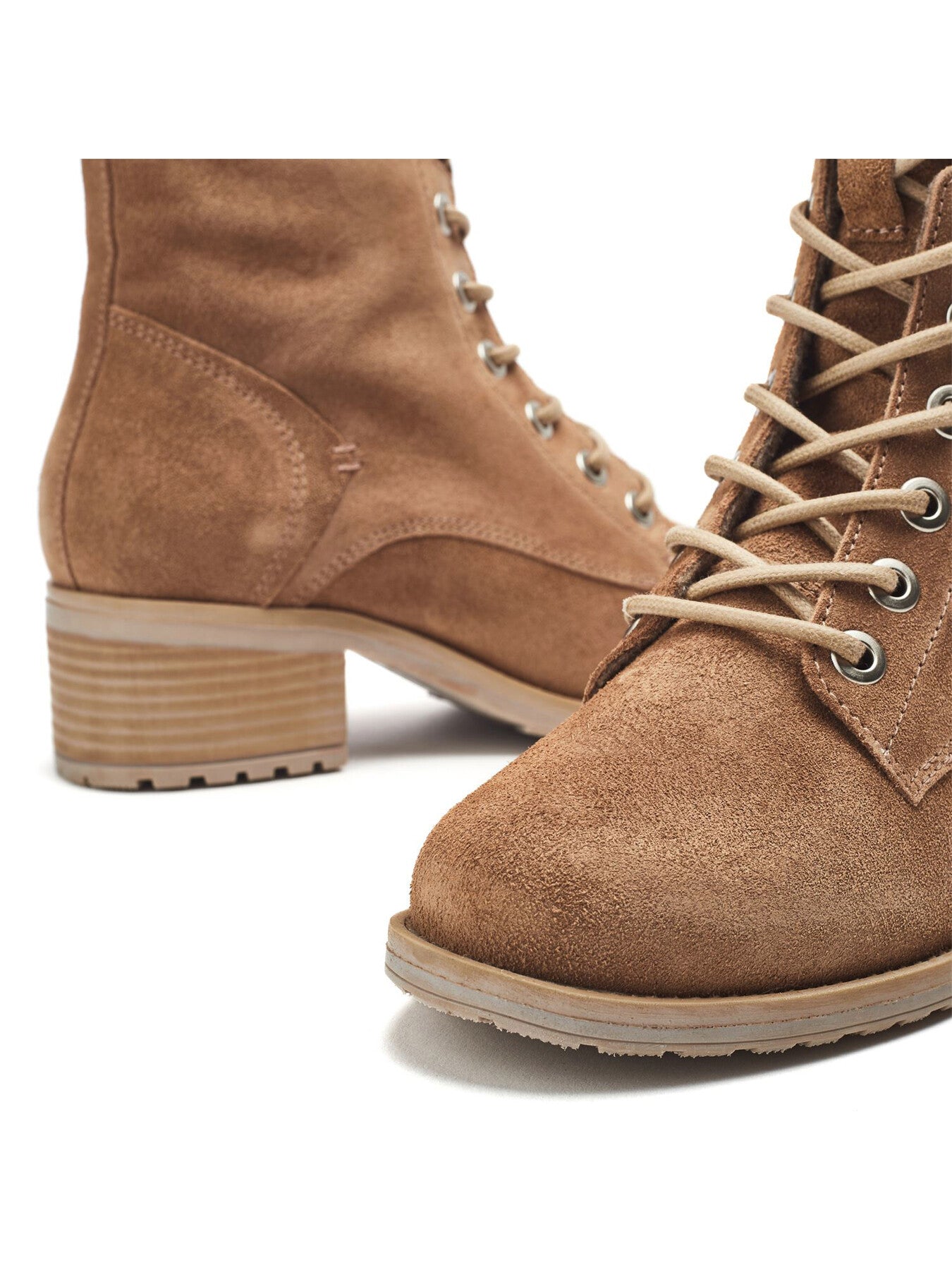 Bezzie Boots