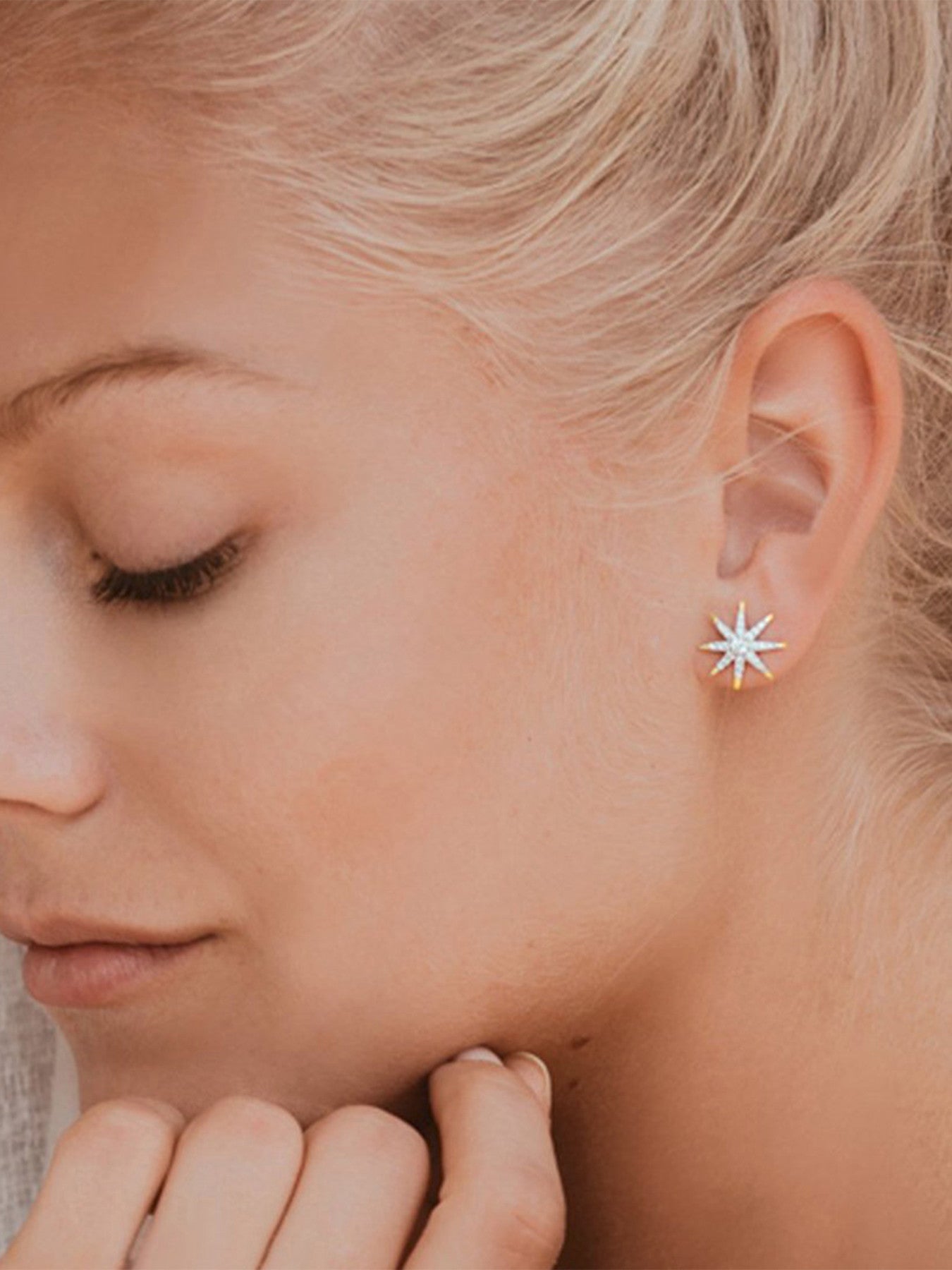 Vega White Studs