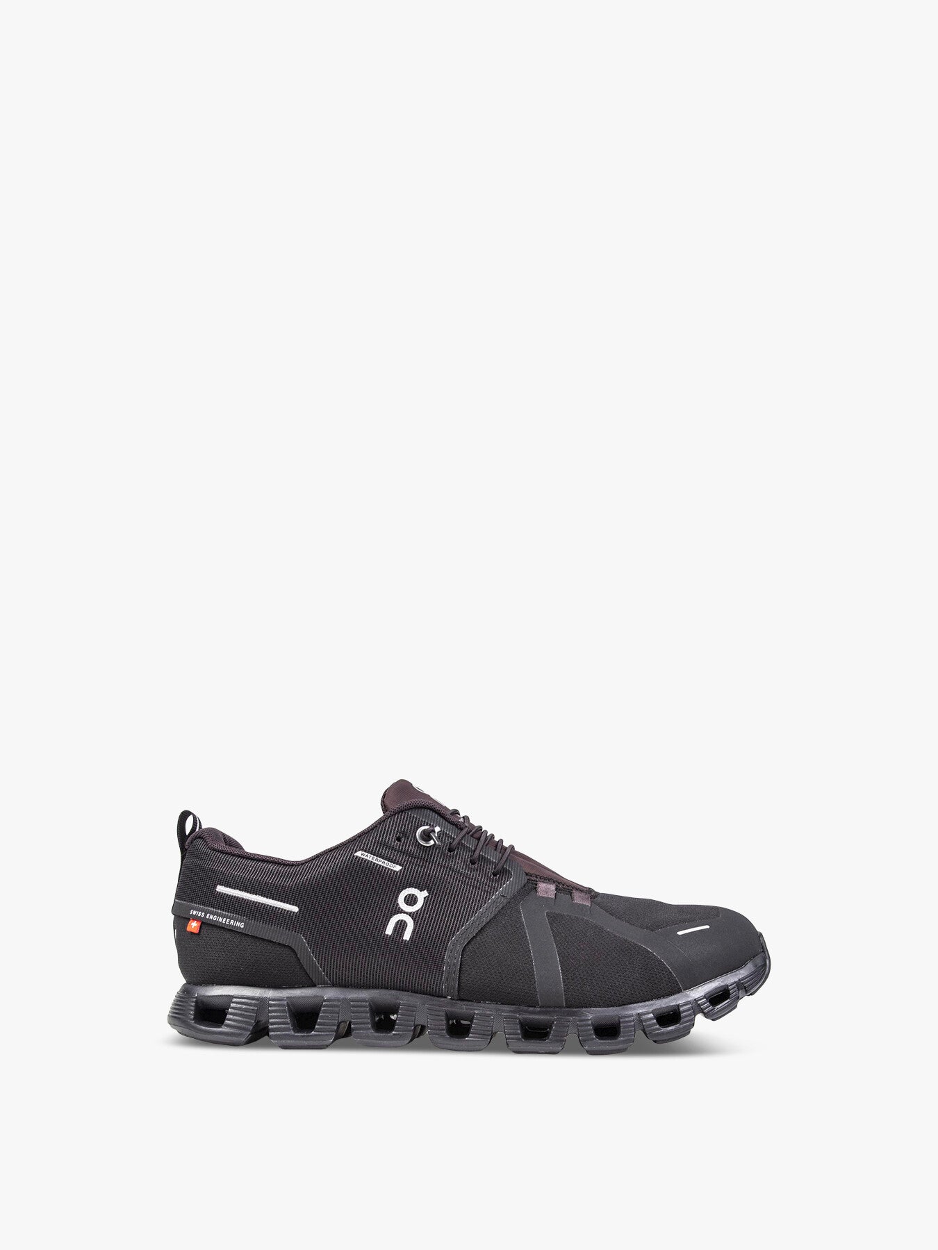 ON Cloud 5 Waterproof Trainers