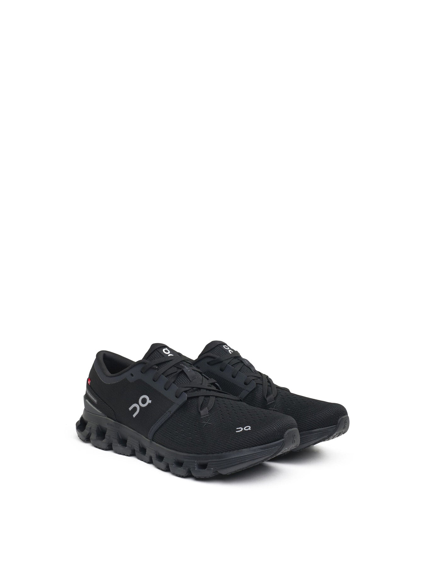 ON Cloud X 4 Trainers