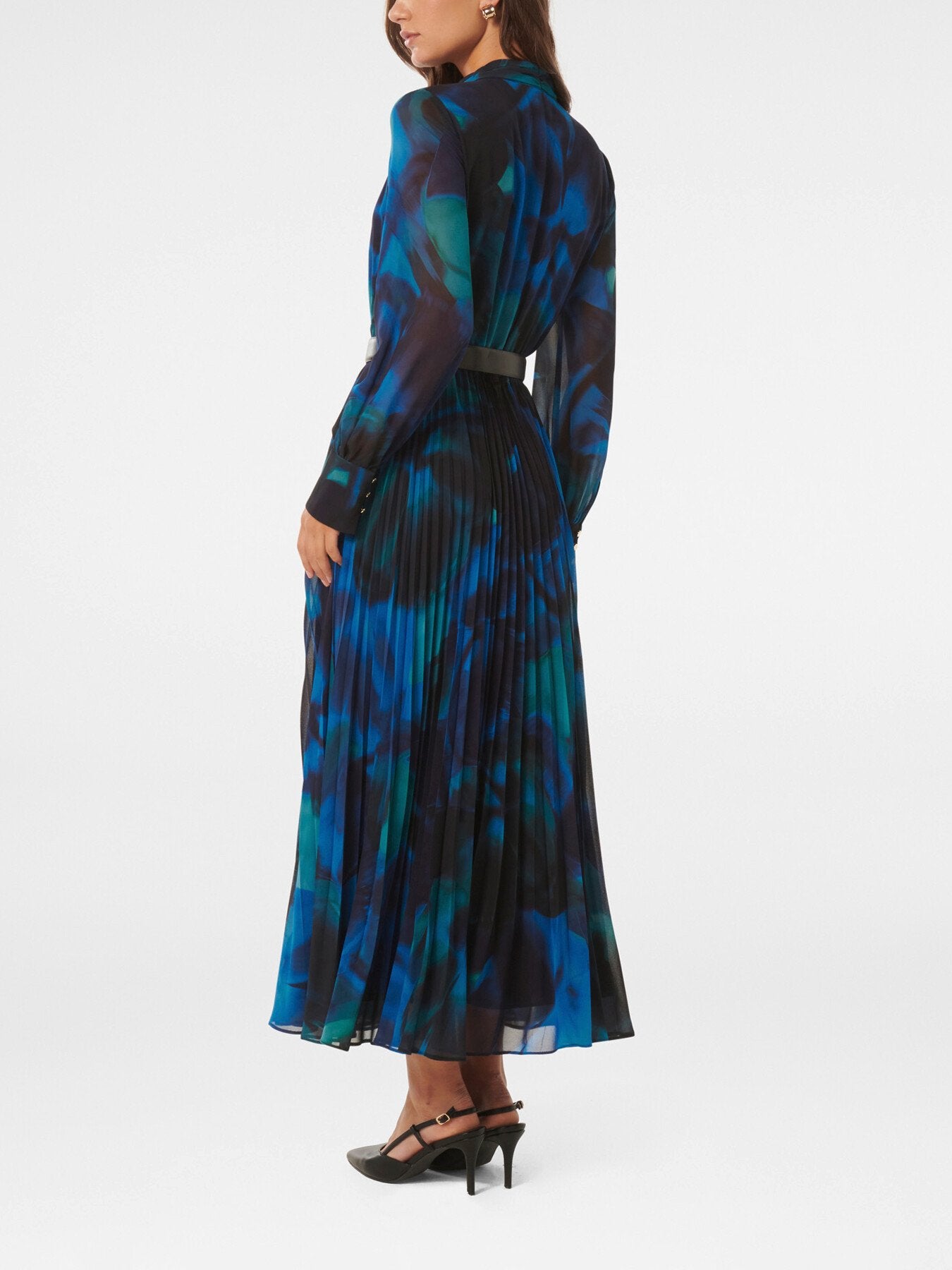 Skyla Pleated Long Sleeves Midi Dress