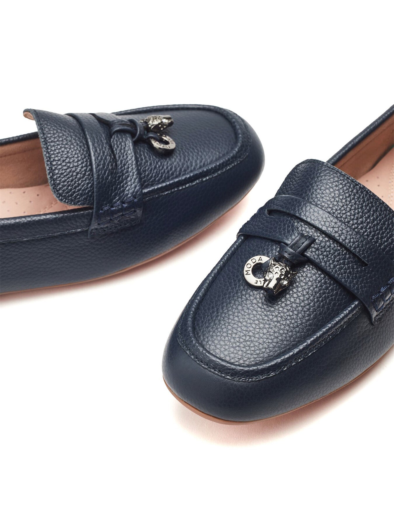 Erythrina Shoes