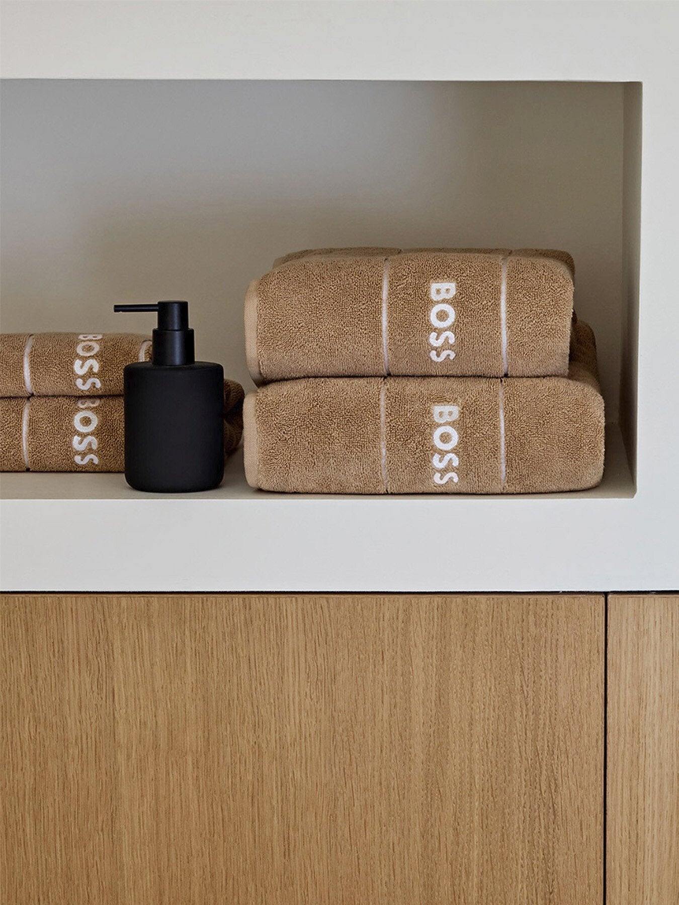 Plain Pecan Guest Towel