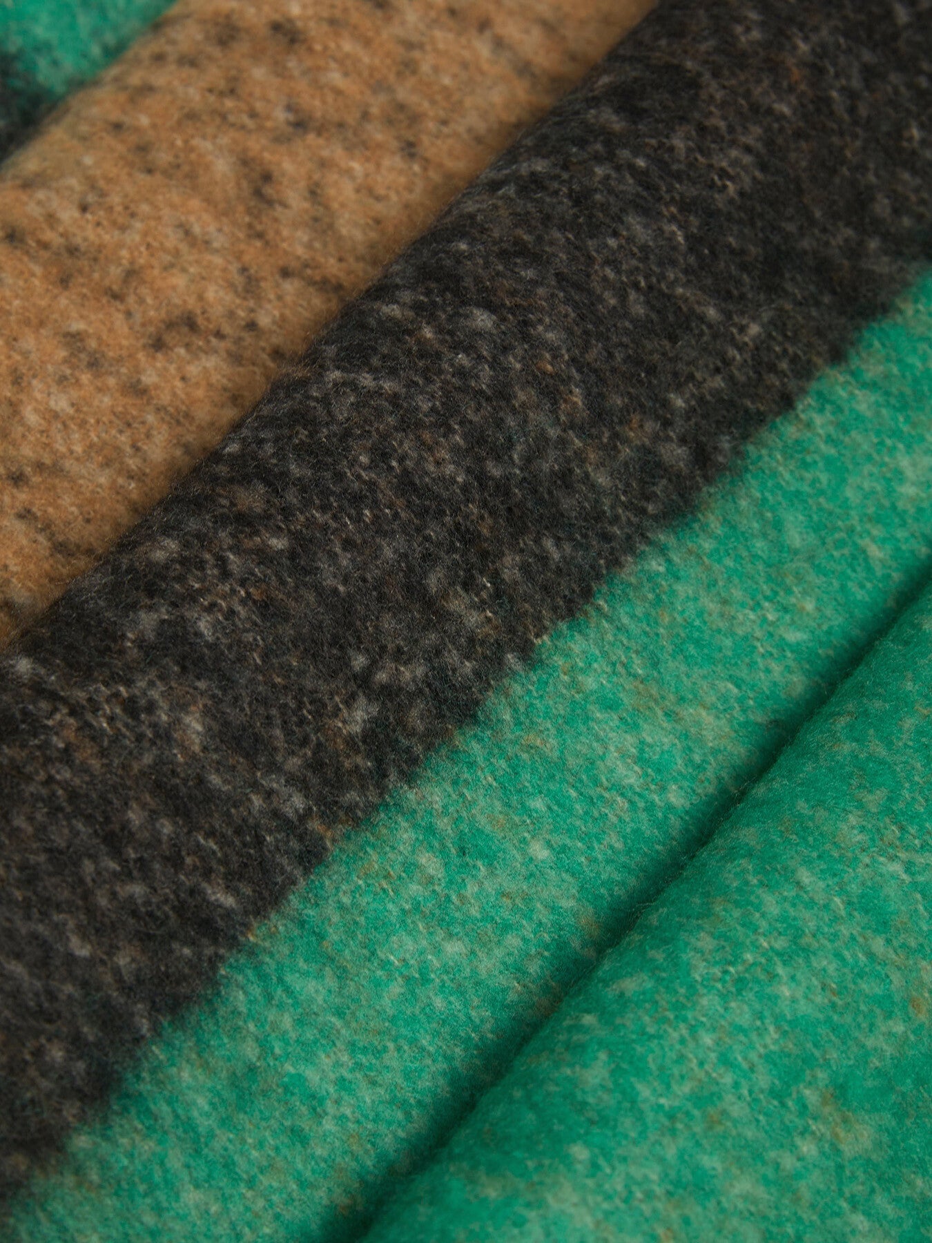 Wave Detail Scarf