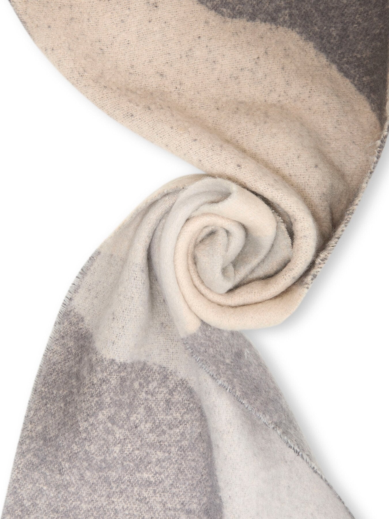 Wave Detail Scarf