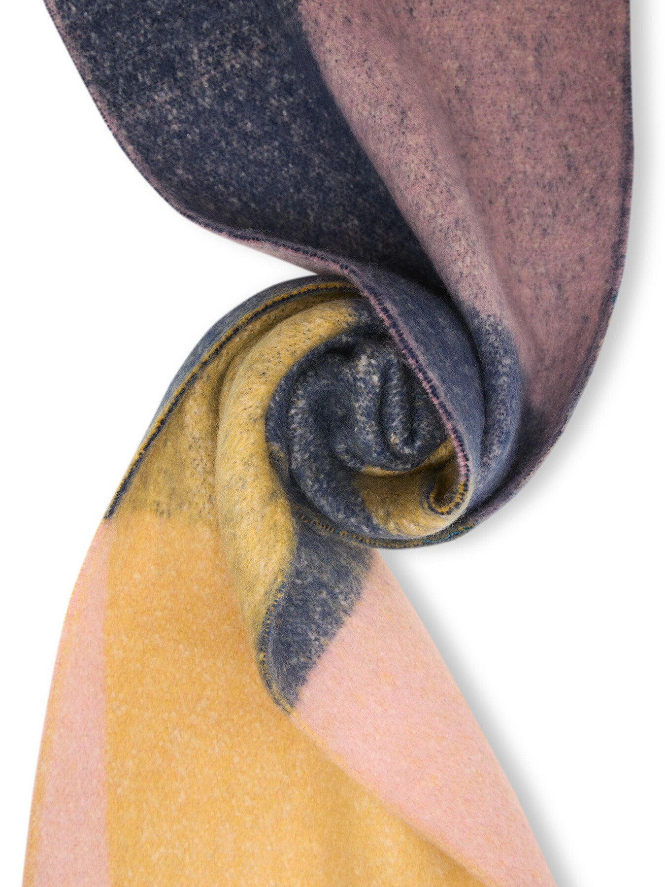 Wave Detail Scarf