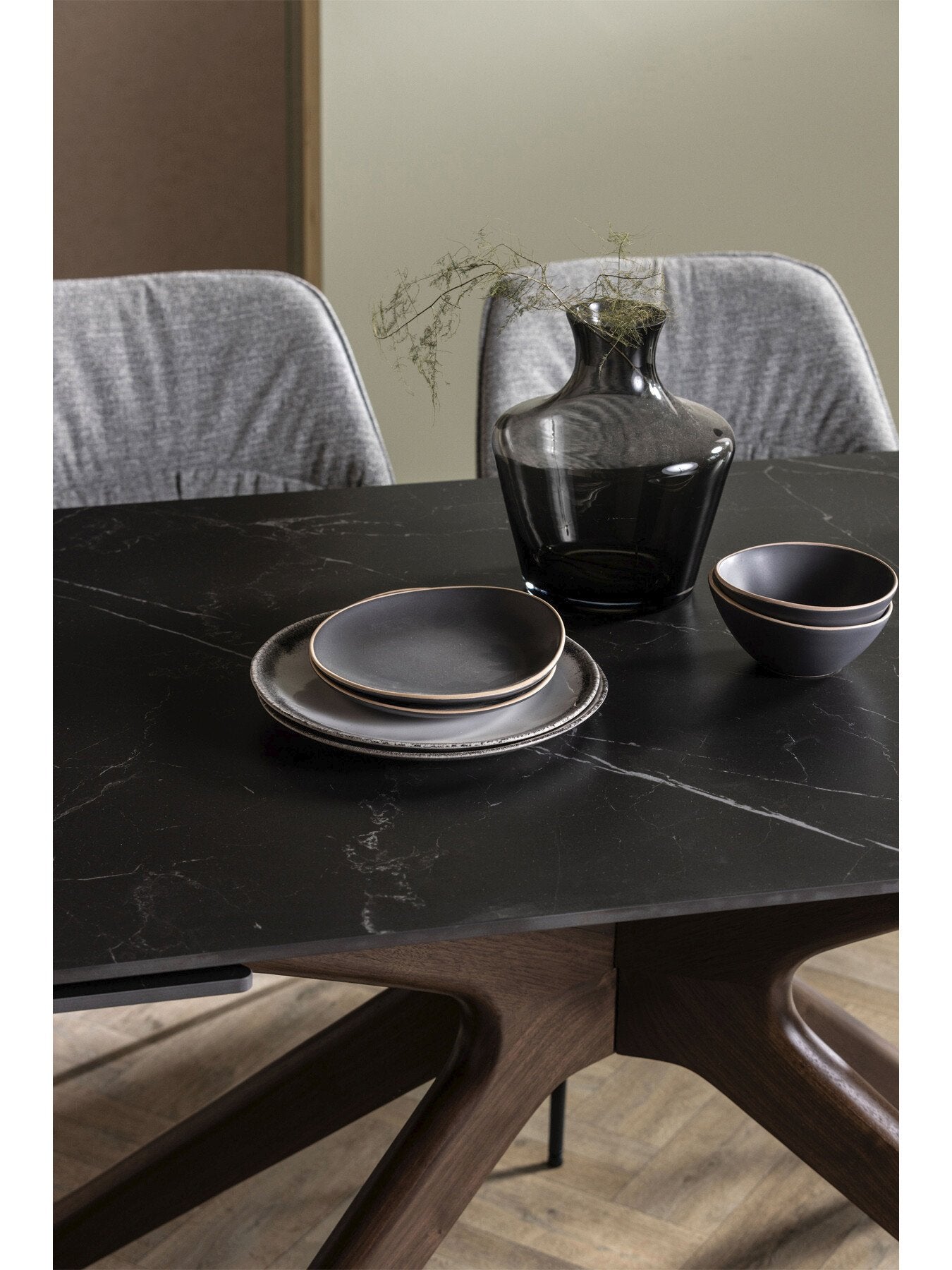 Khuno Ceramic Extending 160cm Dining Table, Seat
