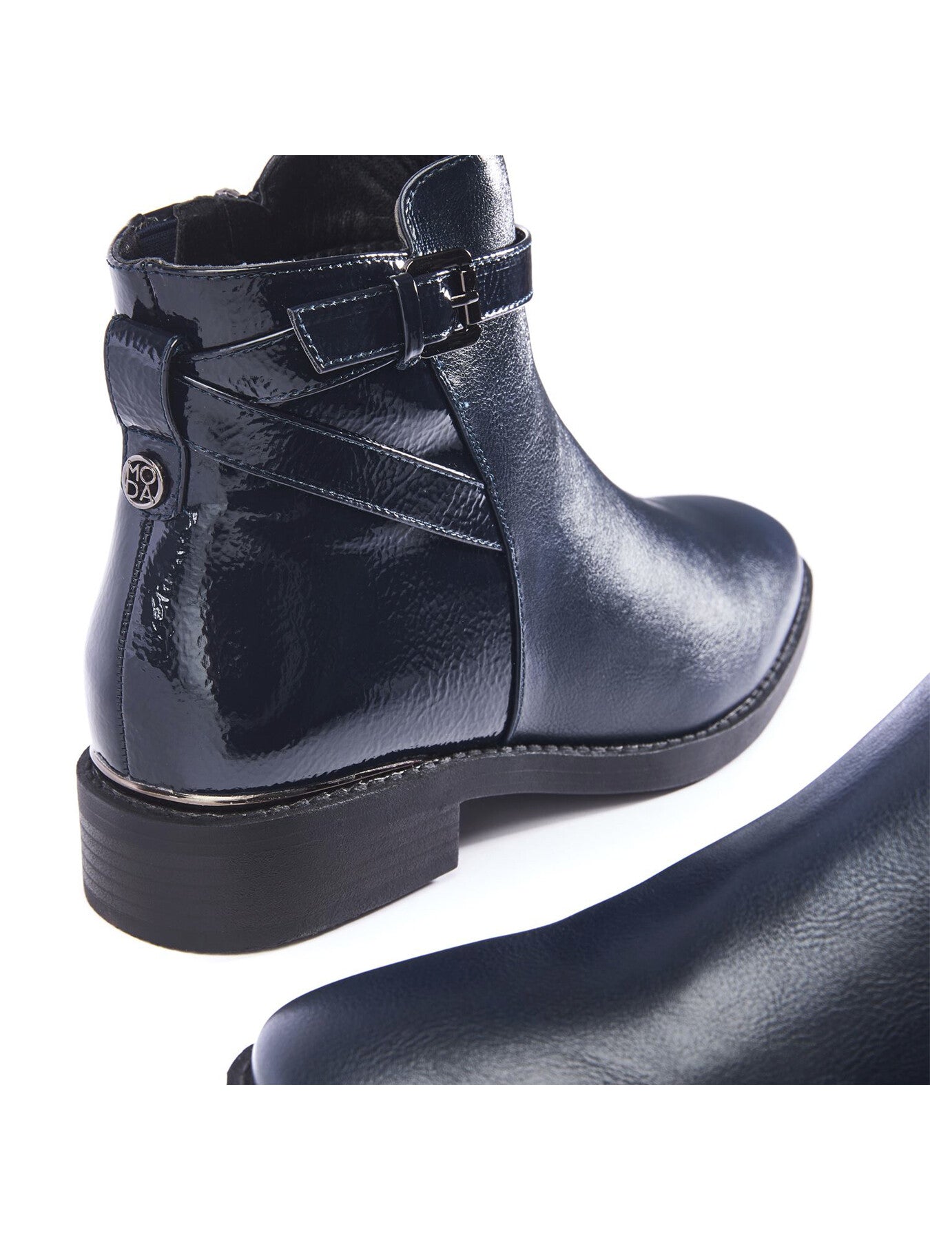 Laira Boots