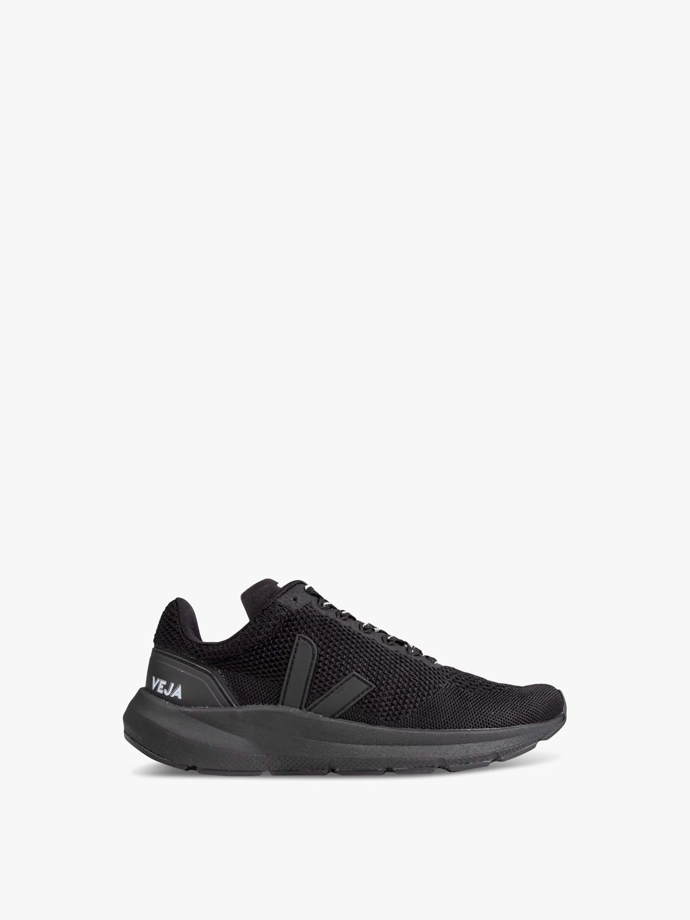 VEJA Marlin V-knit Vegan Trainers