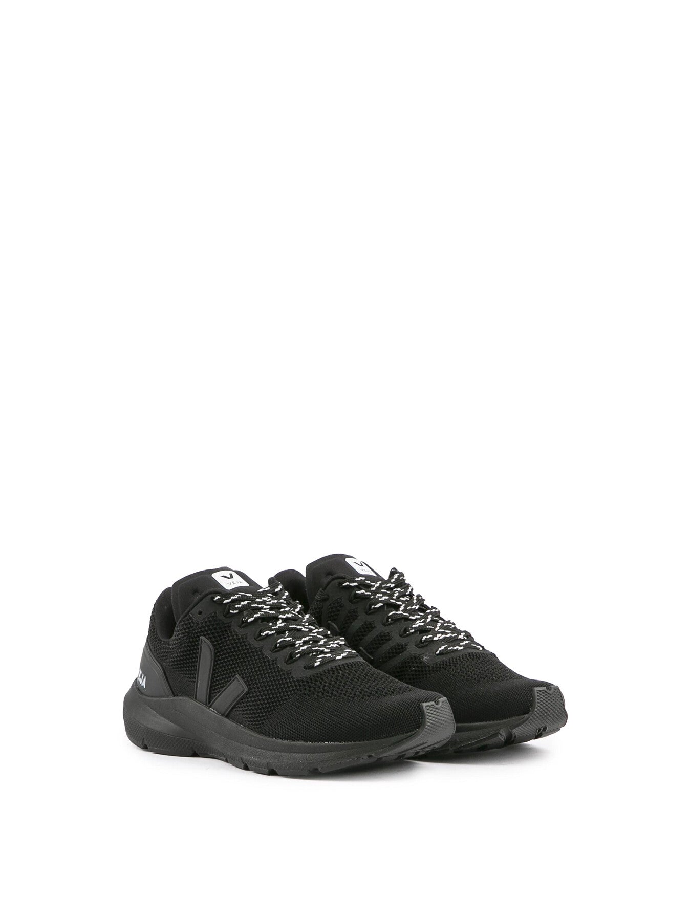 VEJA Marlin Trainers