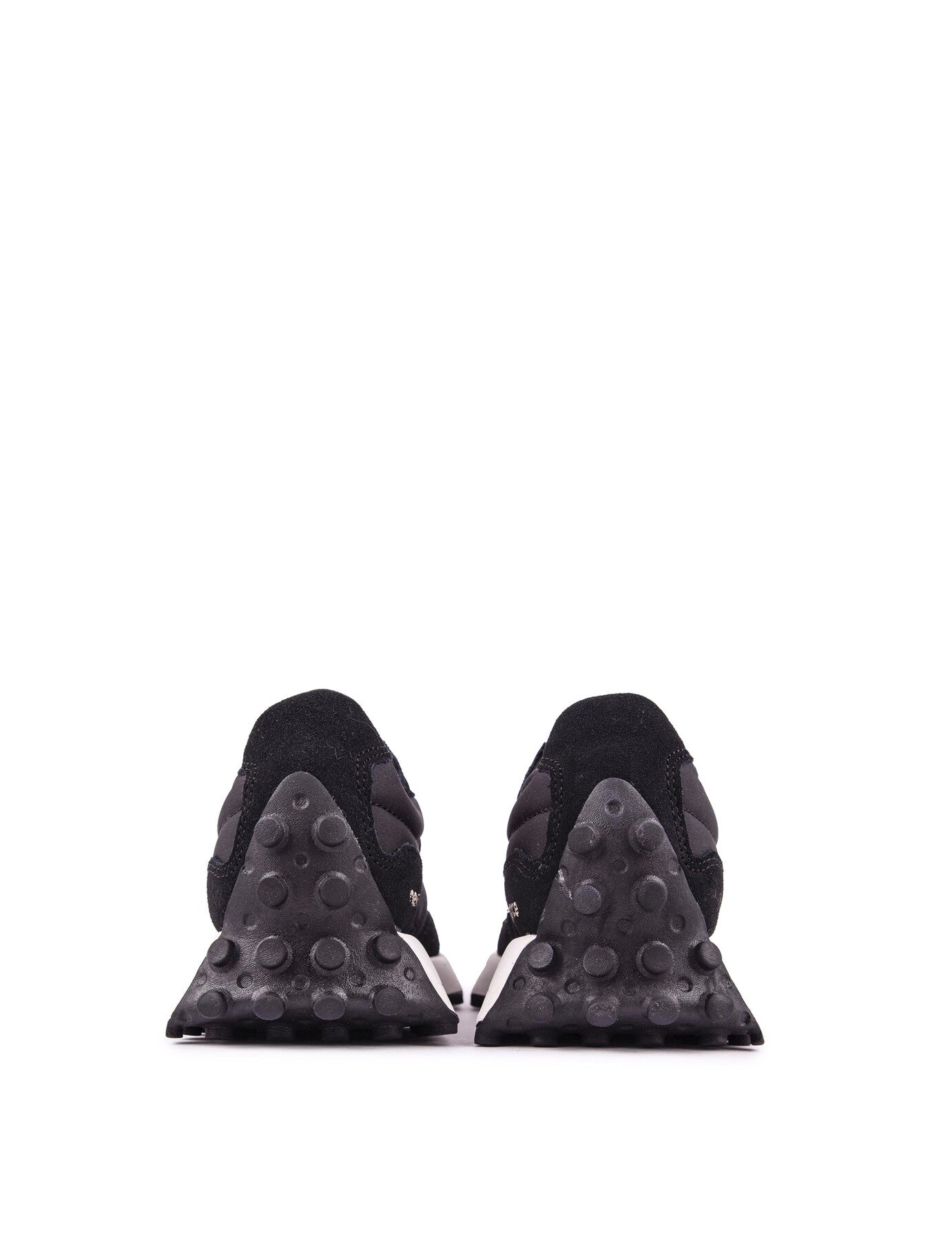 NEW BALANCE 327 Trainers