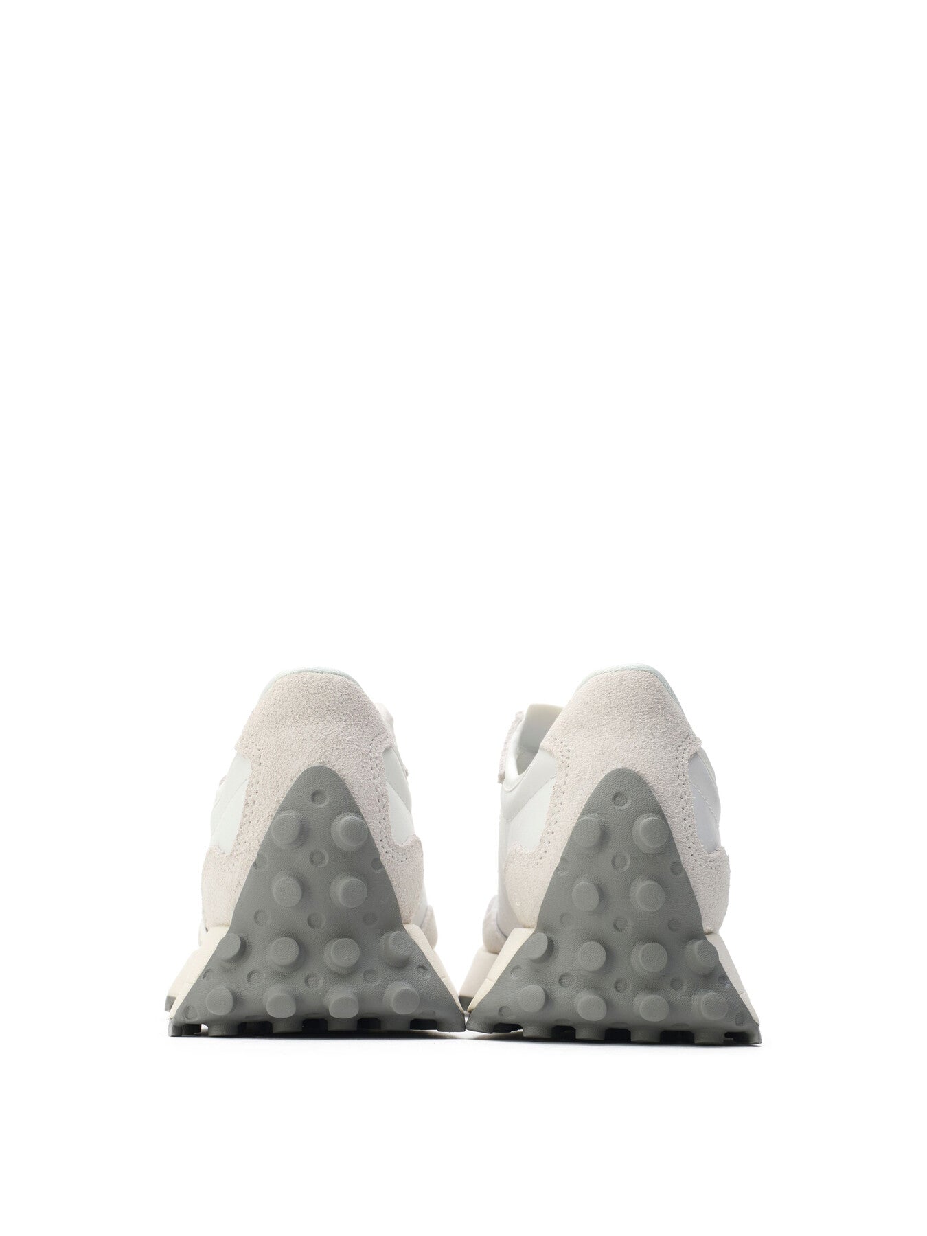 NEW BALANCE 327 Trainers