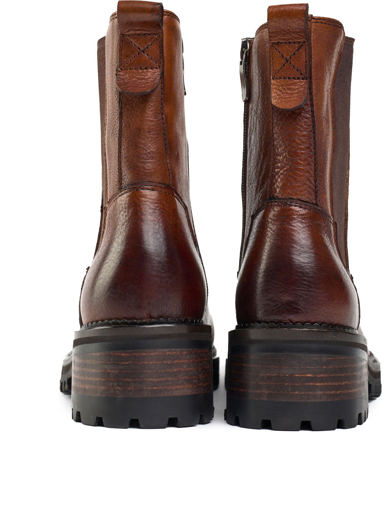 SOLE CRAFTED Press Chelsea Boots