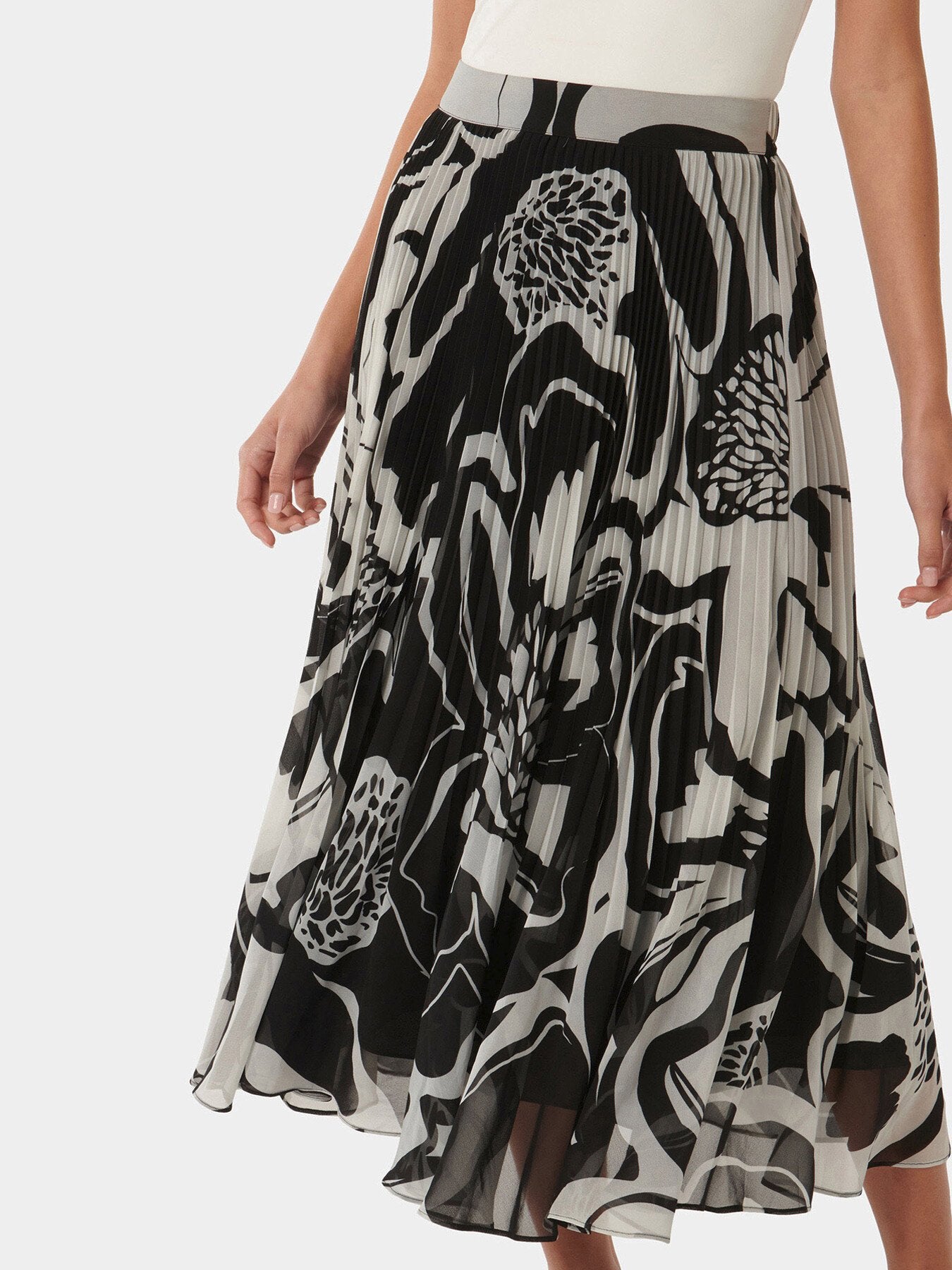 Aurora Pleated Skirt