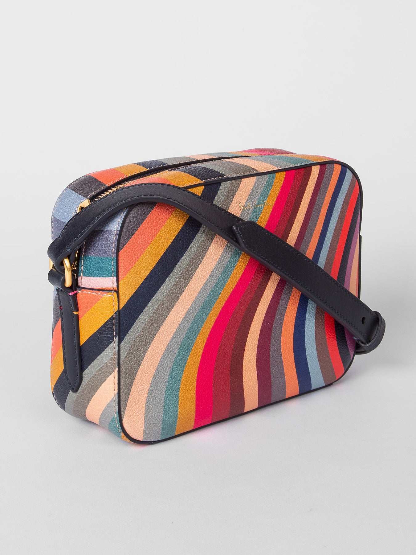 Crossbody Swirl