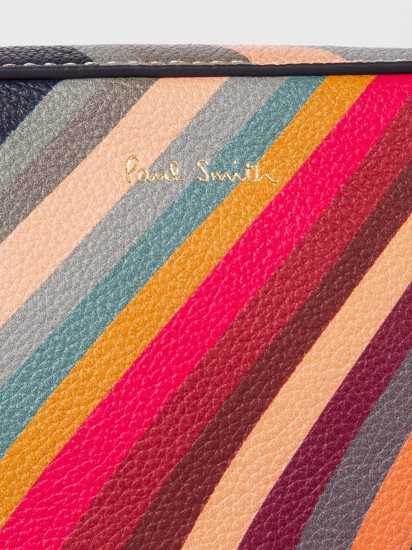 Crossbody Swirl