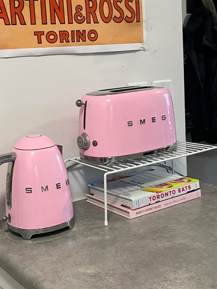 SMEG KLF03 Kettle and TSF01 Toaster Pink Bundle