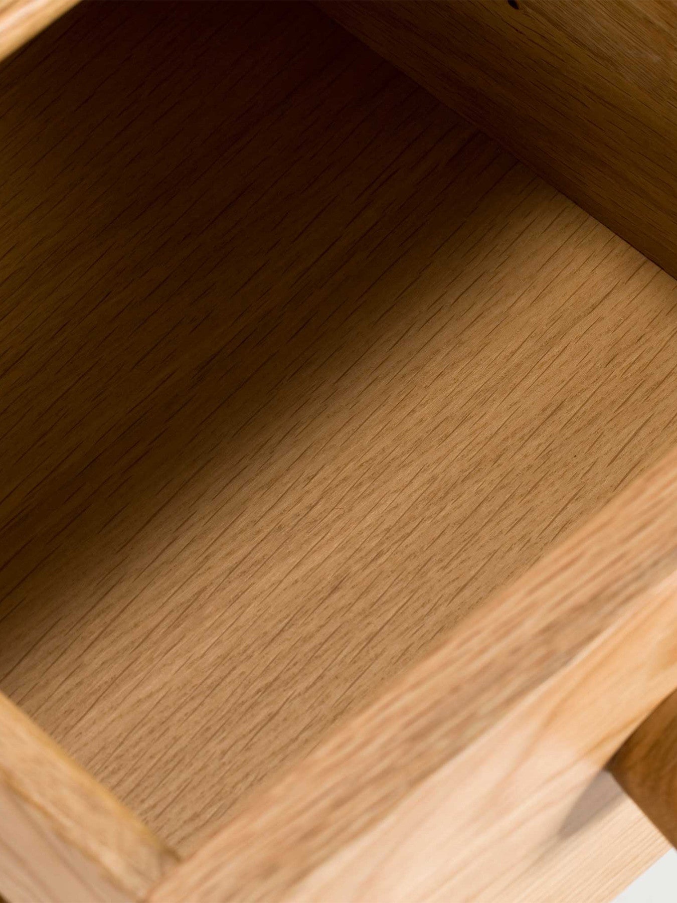 Ercol Teramo Compact Side Table