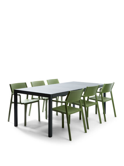 Rio Dining Set with Extendable Table and Armchairs