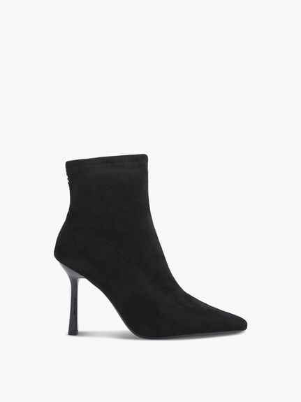 ATTENTION ANKLE BOOT