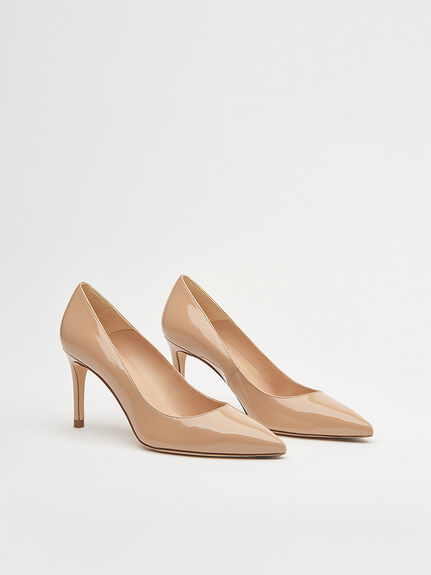 Floret Beige Patent Leather Pointed Toe Courts