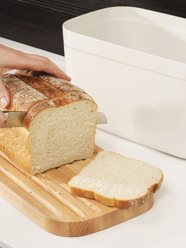 Bread Bin with Cutting Board Lid