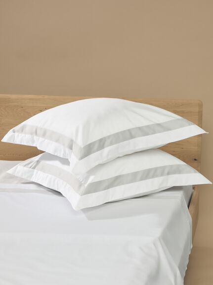 Eldon Egyptian Cotton Sateen Square Oxford Pillowcase 65cm x 65 cm