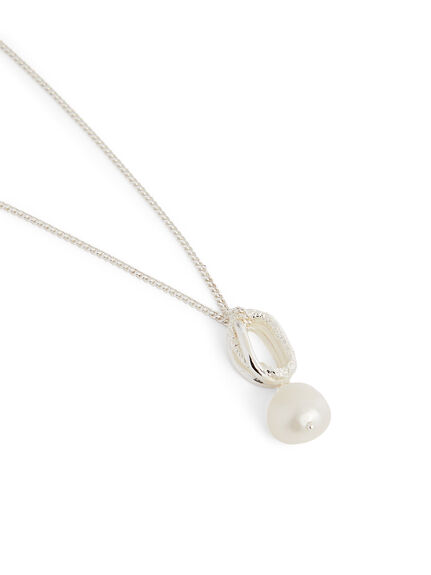 Ashore Pearl Necklace