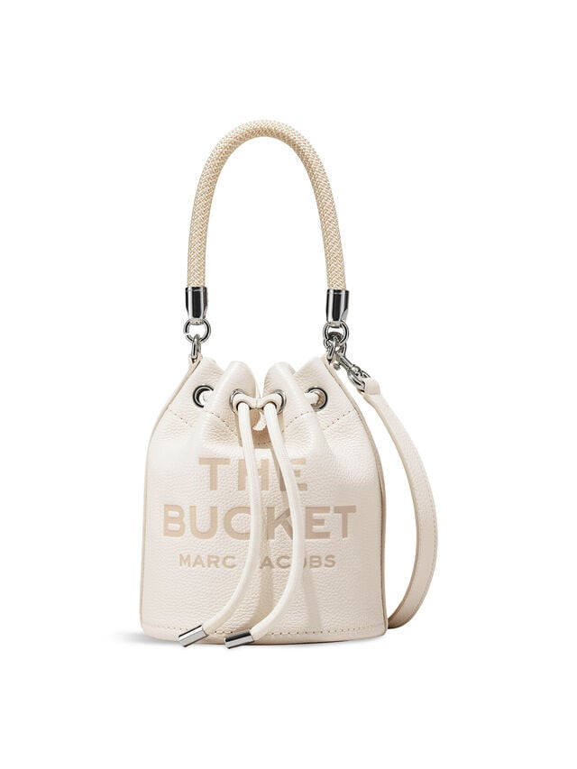 The Bucket Bag Medium