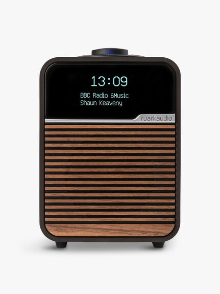 R1 Deluxe Bluetooth Radio