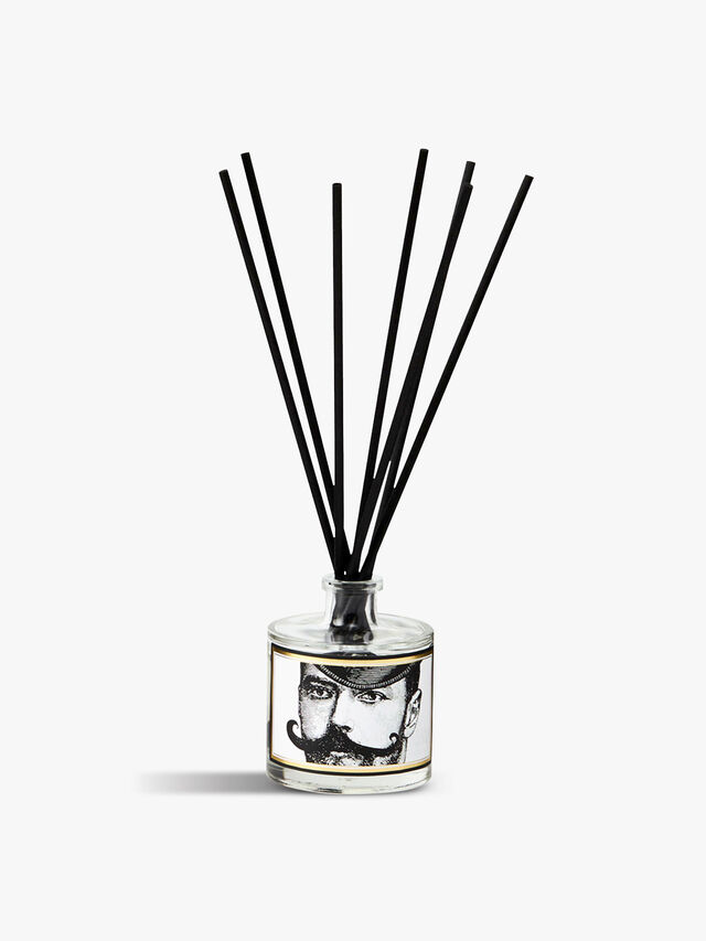 The Dashing Gent Luxury Reed Diffuser