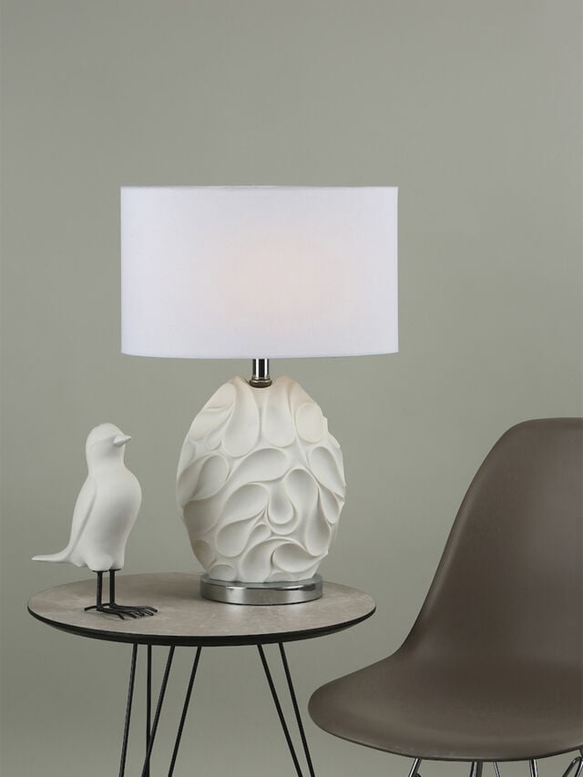 Zachary Table Lamp Oval with Shade