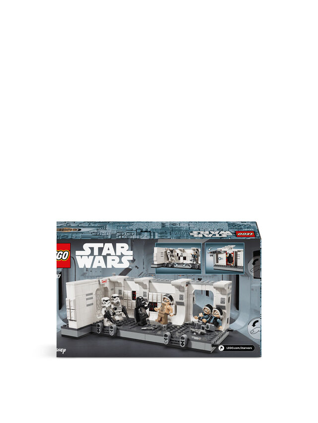 LEGO Star Wars Boarding the Tantive IV Set