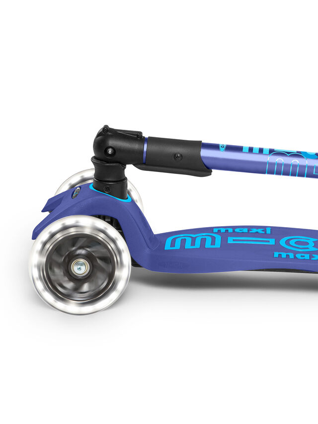 Navy Maxi Deluxe LED Foldable Scooter