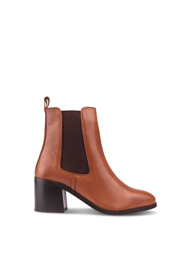 SOLE Galax Chelsea Boots