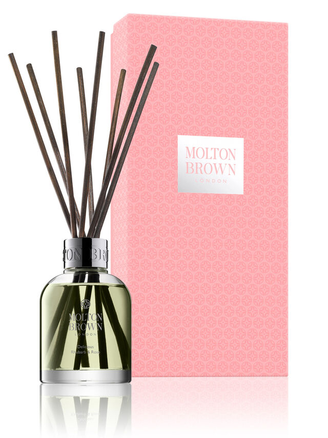 Delicious Rhubarb & Rose Aroma Reeds