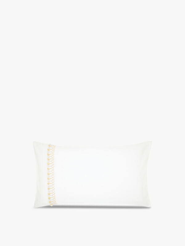 Nirmala-Tassled-Pillowcase-Pair-HARLEQUIN